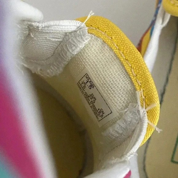 VANS X SESAME STREET Kids Classic Slip Ons Sneakers Shoes US Size 1.5 NEW! - Picture 9 of 12